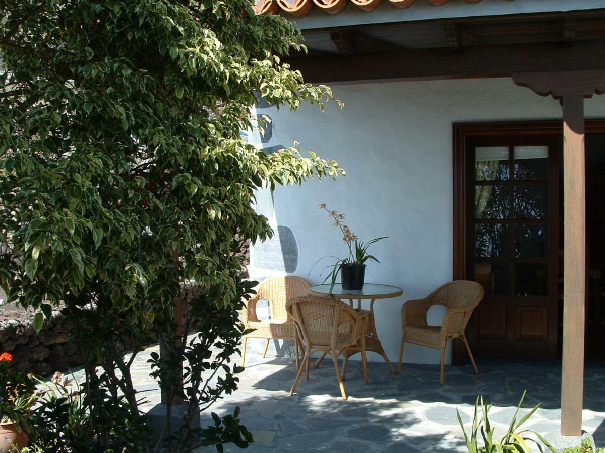 Casa Los Vinedos B Фуэнкальенте-де-ла-Пальма Экстерьер фото